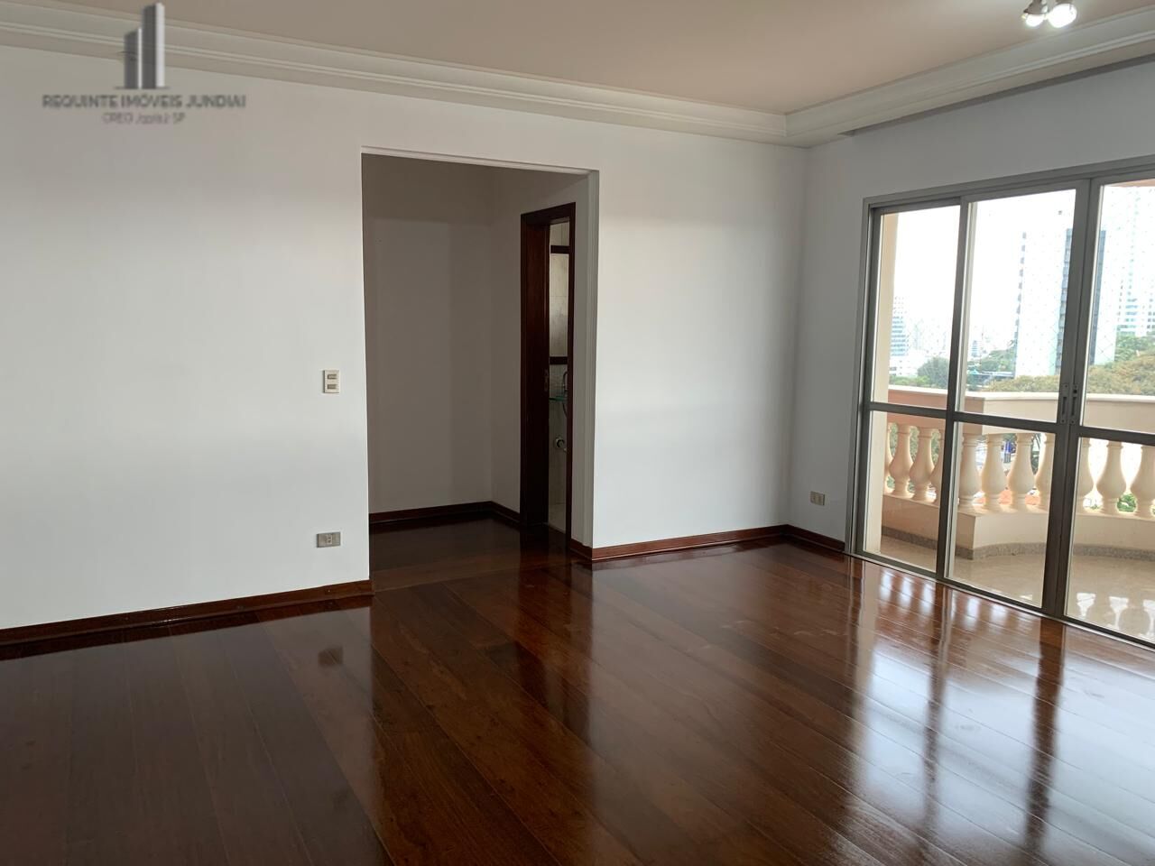 Apartamento para alugar com 4 quartos, 170m² - Foto 3