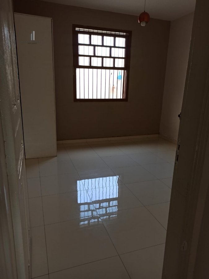 Casa à venda com 4 quartos, 160m² - Foto 18