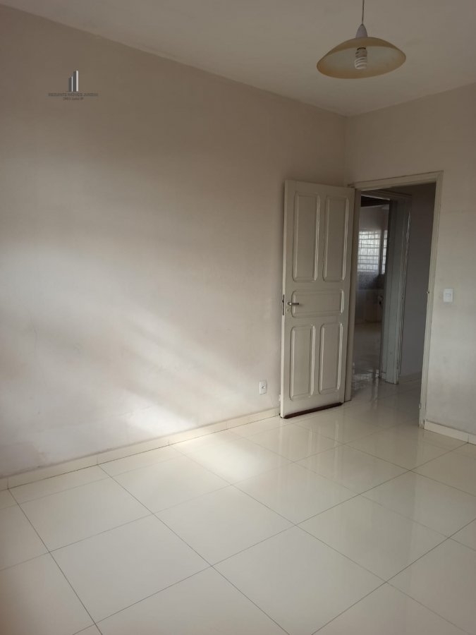 Casa à venda com 4 quartos, 160m² - Foto 8