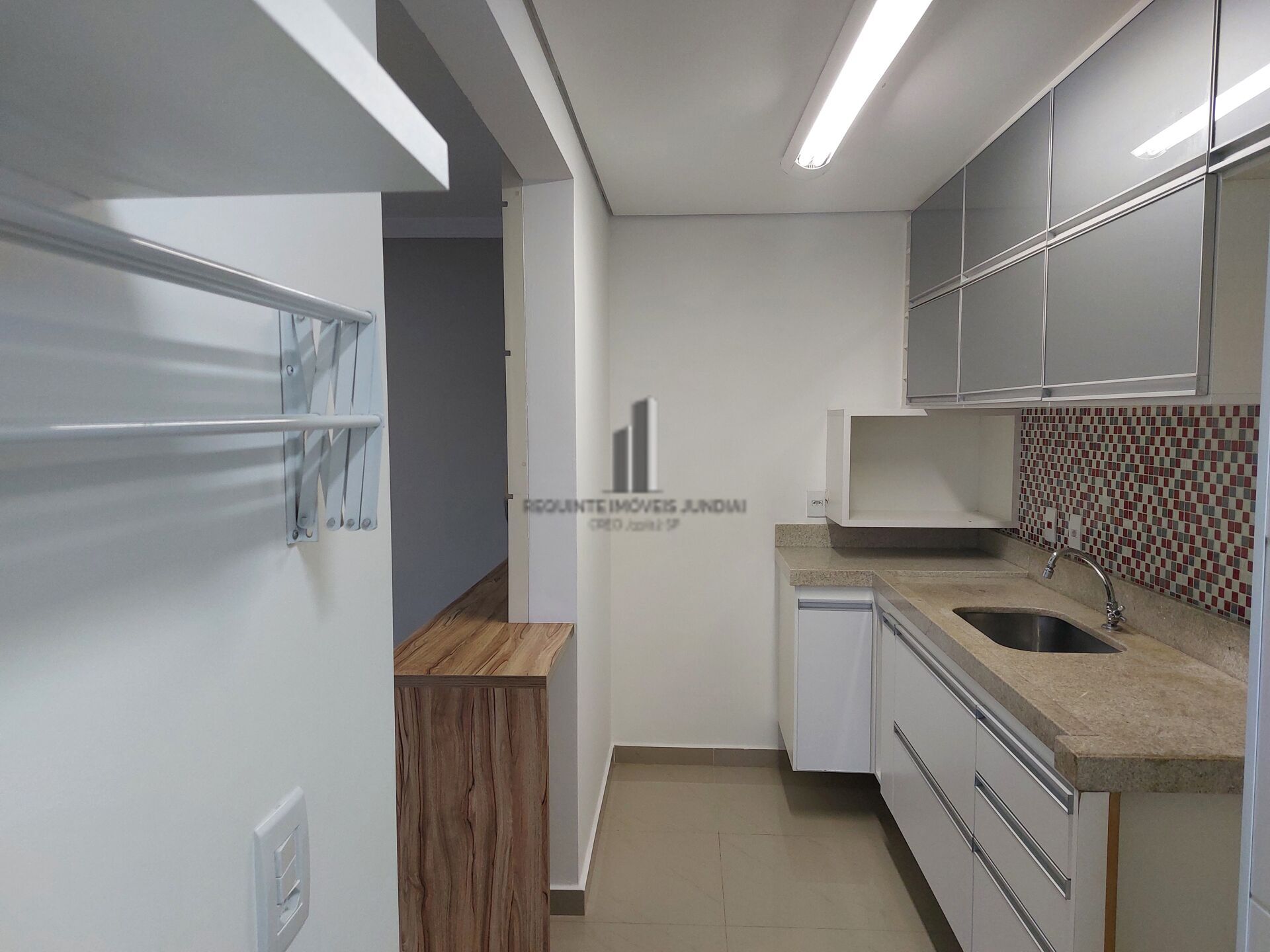 Apartamento à venda com 2 quartos, 60m² - Foto 9