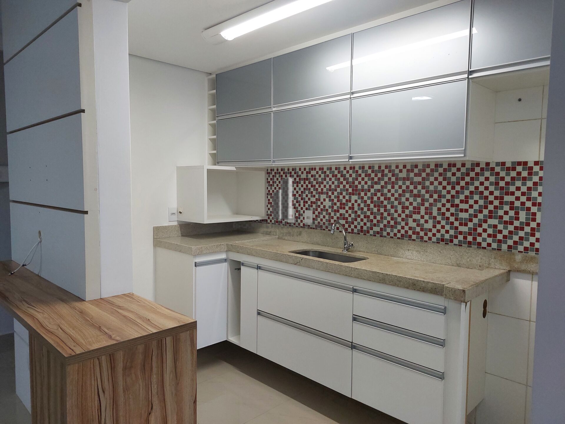 Apartamento à venda com 2 quartos, 60m² - Foto 8