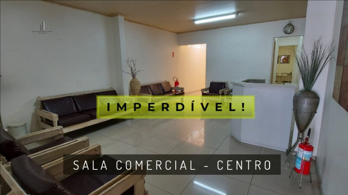 Casa à venda com 3 quartos, 79m² - Foto 1