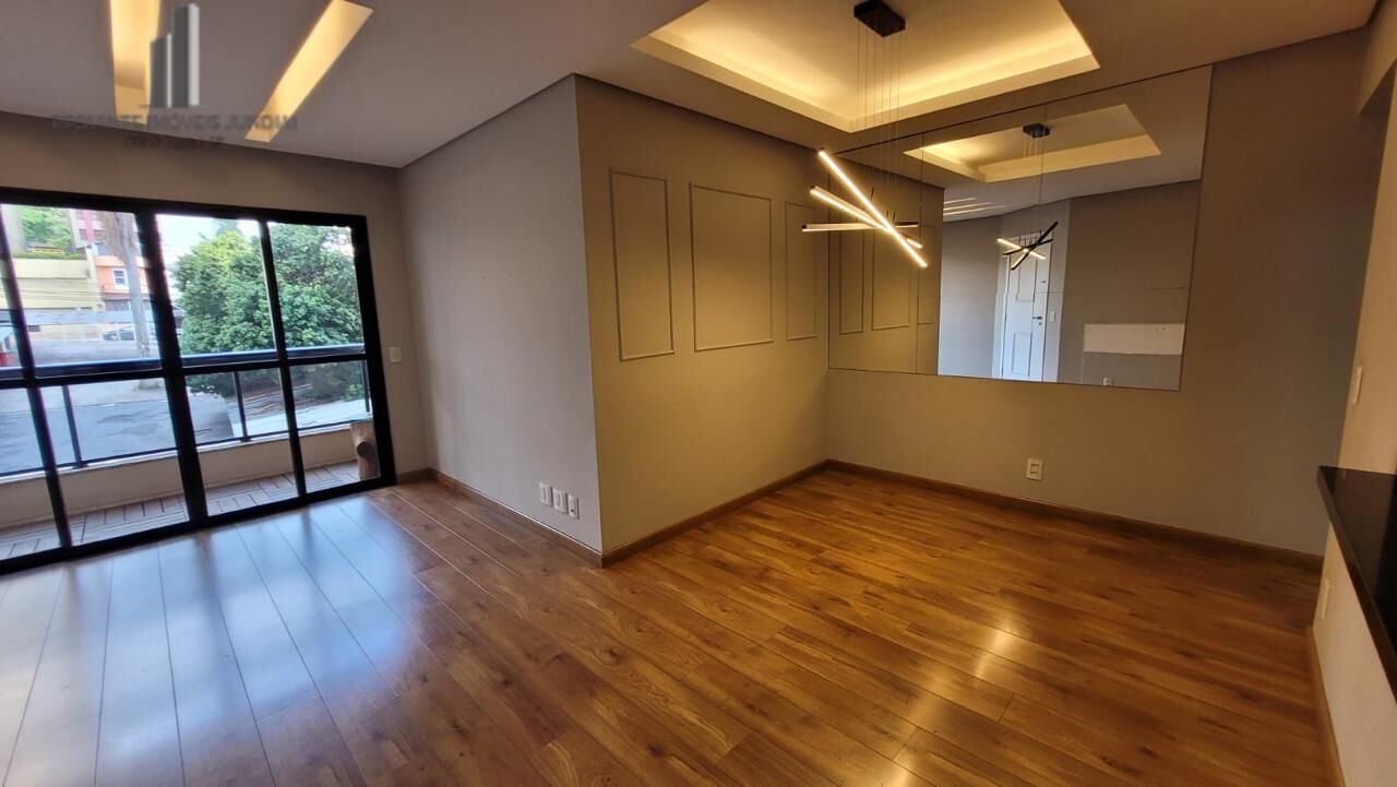 Apartamento à venda com 3 quartos, 100m² - Foto 2