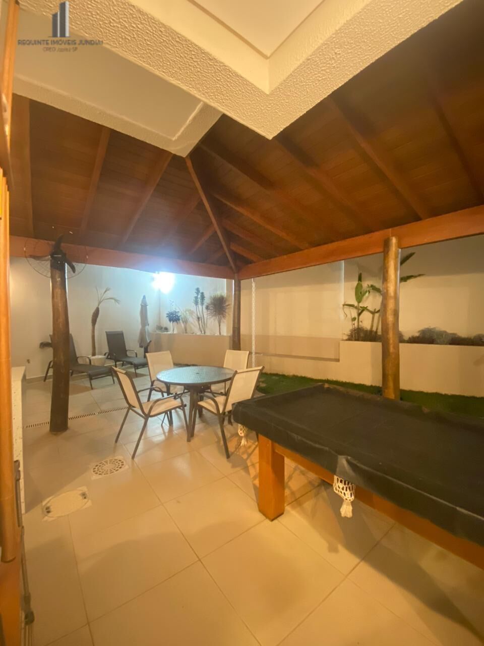 Casa de Condomínio à venda com 3 quartos, 220m² - Foto 6