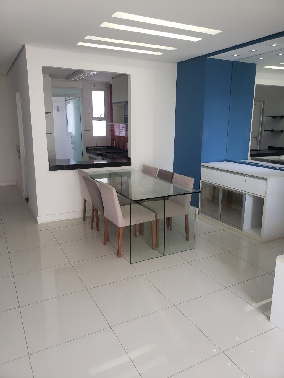 Apartamento à venda com 3 quartos, 84m² - Foto 2