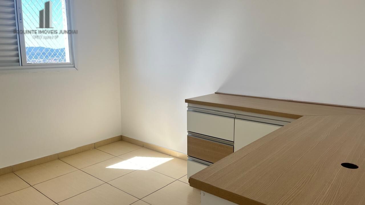 Apartamento para alugar com 3 quartos, 82m² - Foto 12