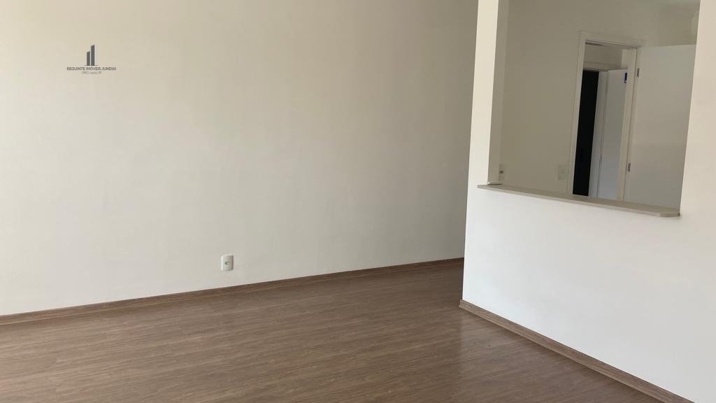 Apartamento à venda com 3 quartos, 84m² - Foto 4