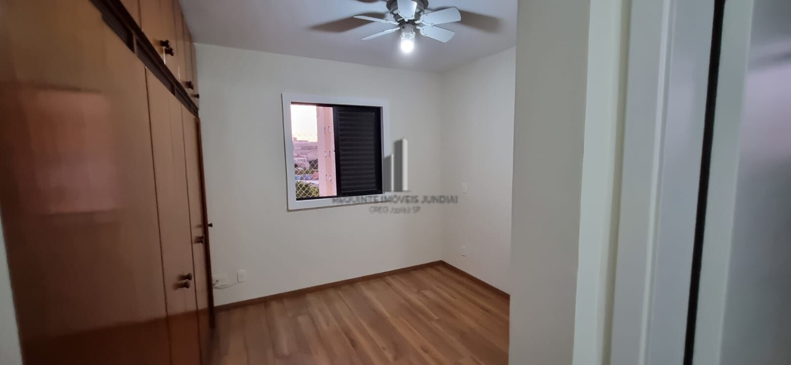 Apartamento à venda com 3 quartos, 96m² - Foto 7