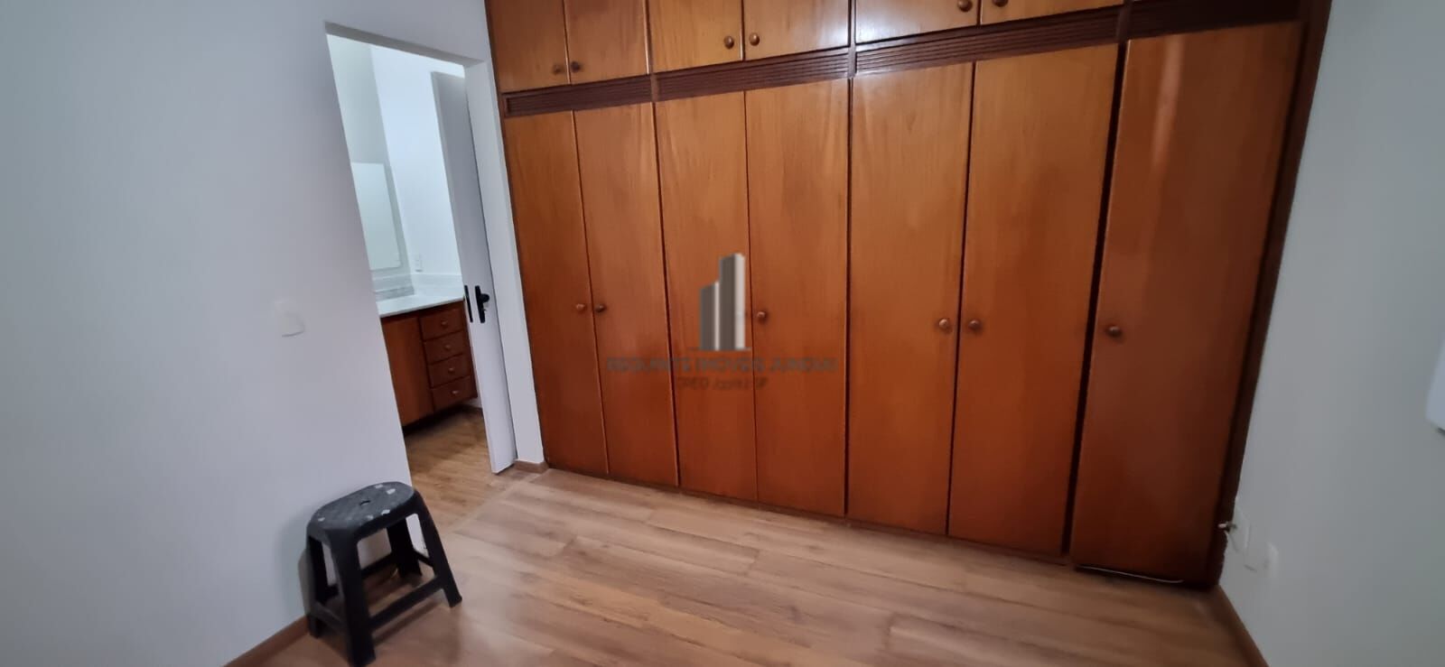 Apartamento à venda com 3 quartos, 96m² - Foto 11