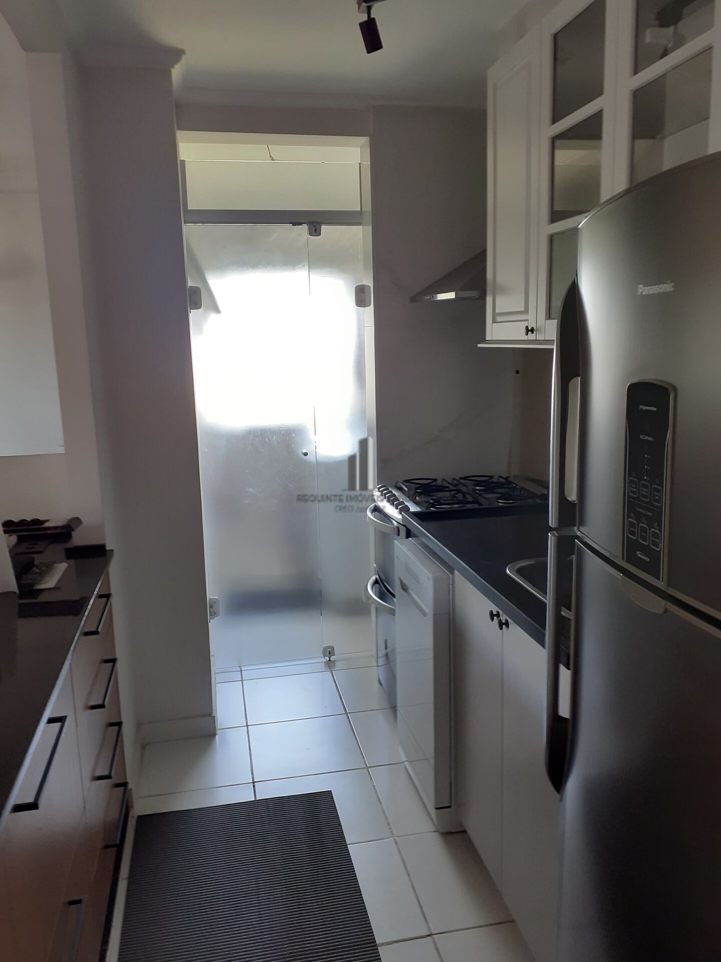 Apartamento para alugar com 2 quartos, 70m² - Foto 3