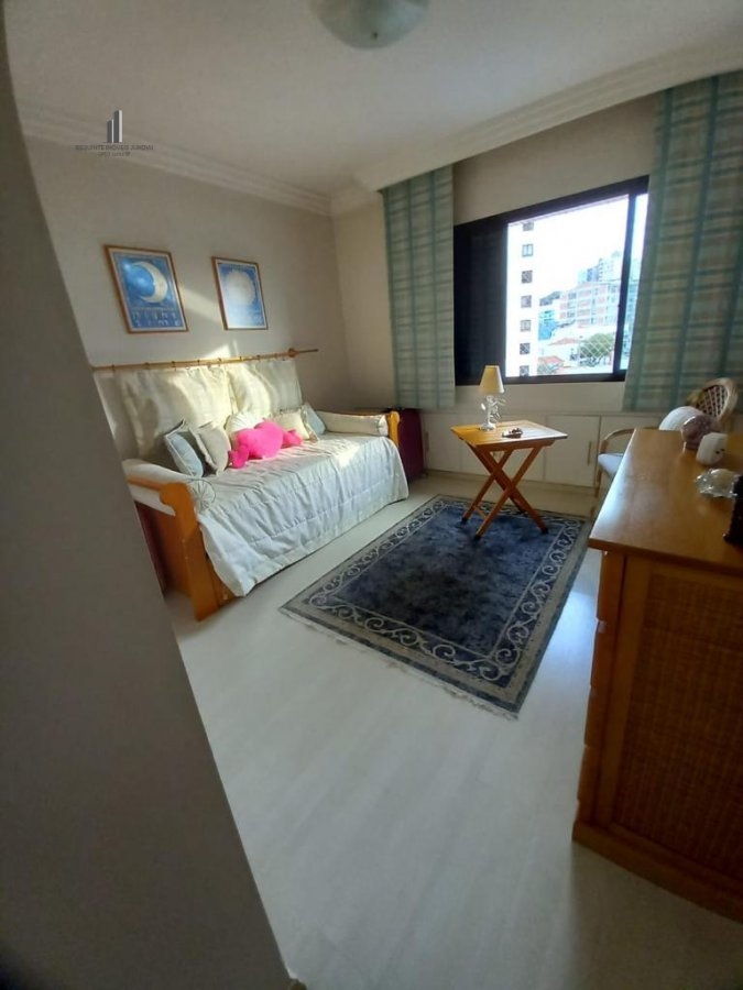 Apartamento à venda com 4 quartos, 268m² - Foto 21