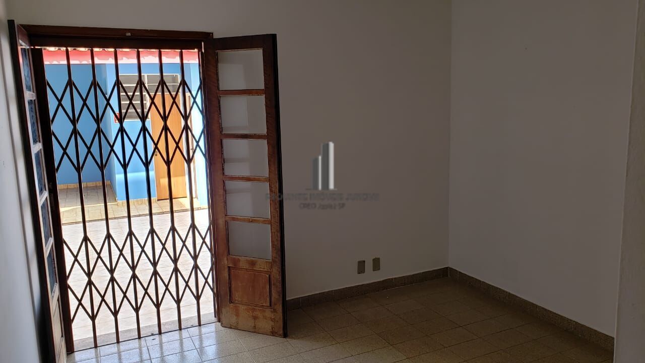 Casa para alugar com 3 quartos, 322m² - Foto 17