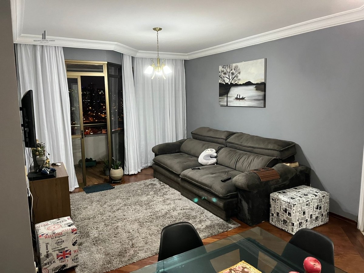 Apartamento à venda com 3 quartos, 115m² - Foto 2