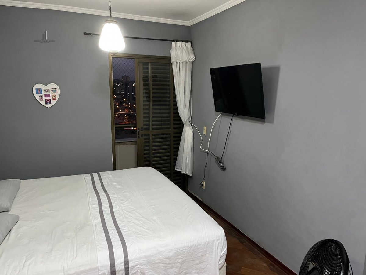 Apartamento à venda com 3 quartos, 115m² - Foto 32