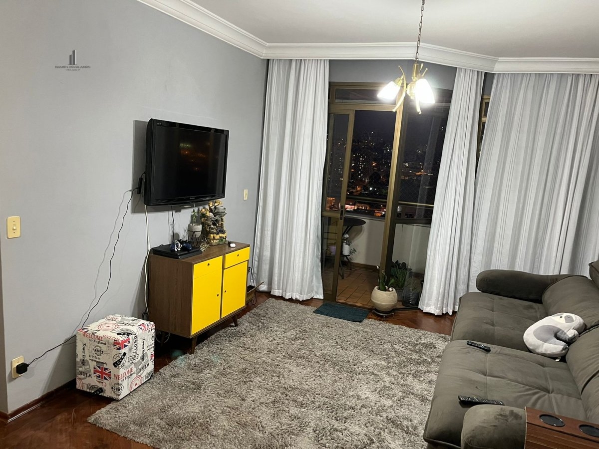 Apartamento à venda com 3 quartos, 115m² - Foto 4