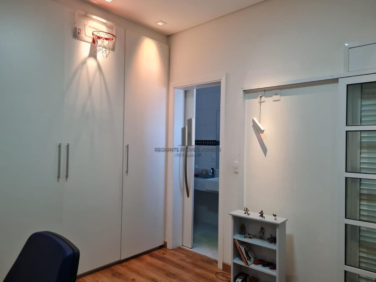 Casa à venda com 3 quartos, 322m² - Foto 29