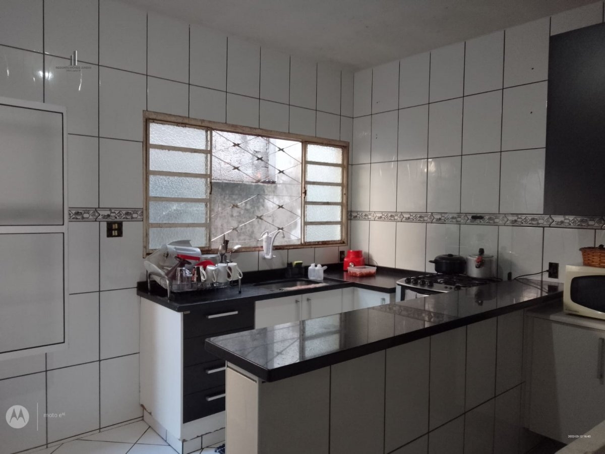 Casa à venda com 2 quartos, 94m² - Foto 11