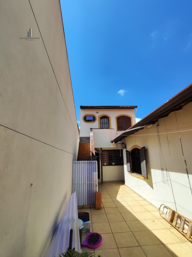 Casa à venda com 3 quartos, 184m² - Foto 18