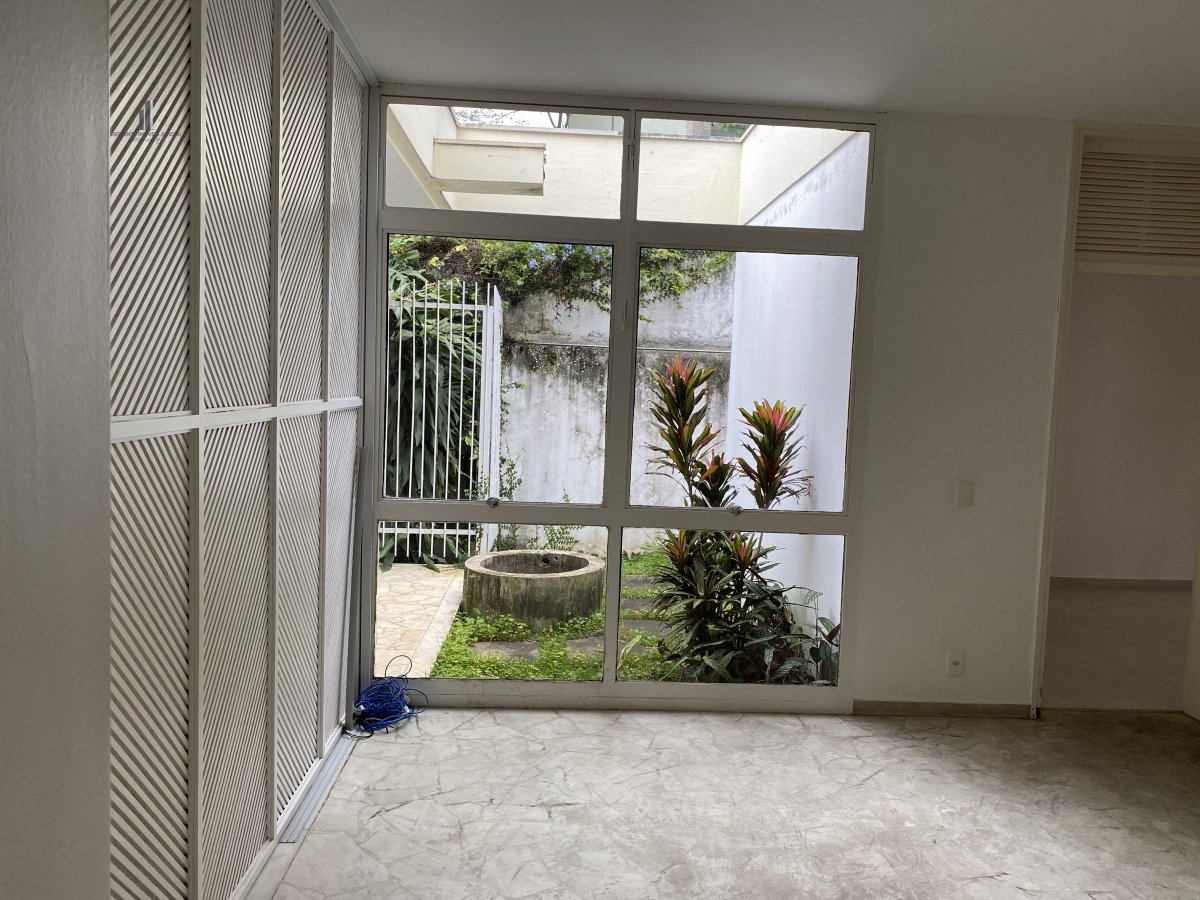 Sobrado à venda com 5 quartos, 224m² - Foto 13