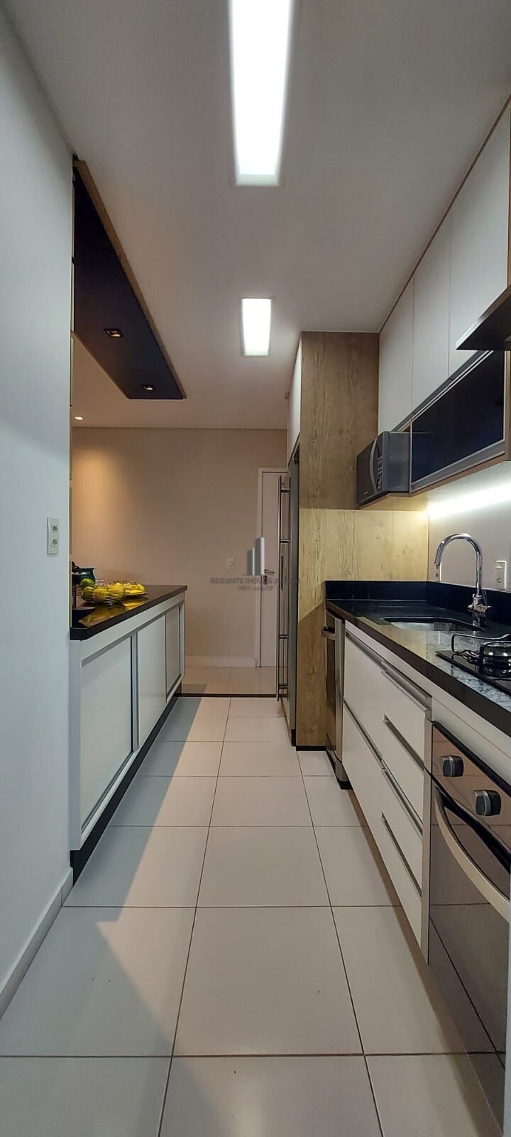 Apartamento à venda com 3 quartos, 83m² - Foto 15