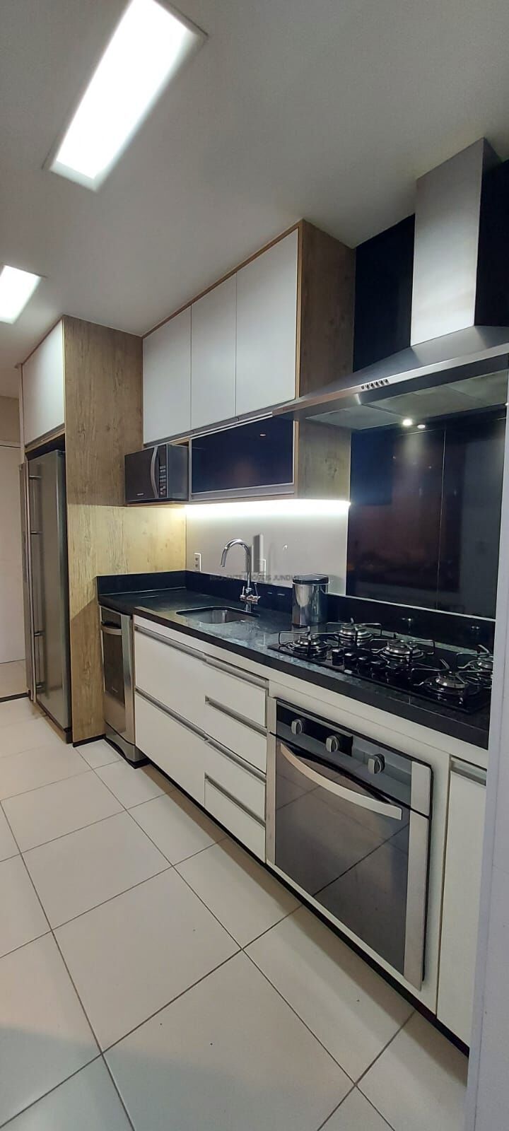Apartamento à venda com 3 quartos, 83m² - Foto 12