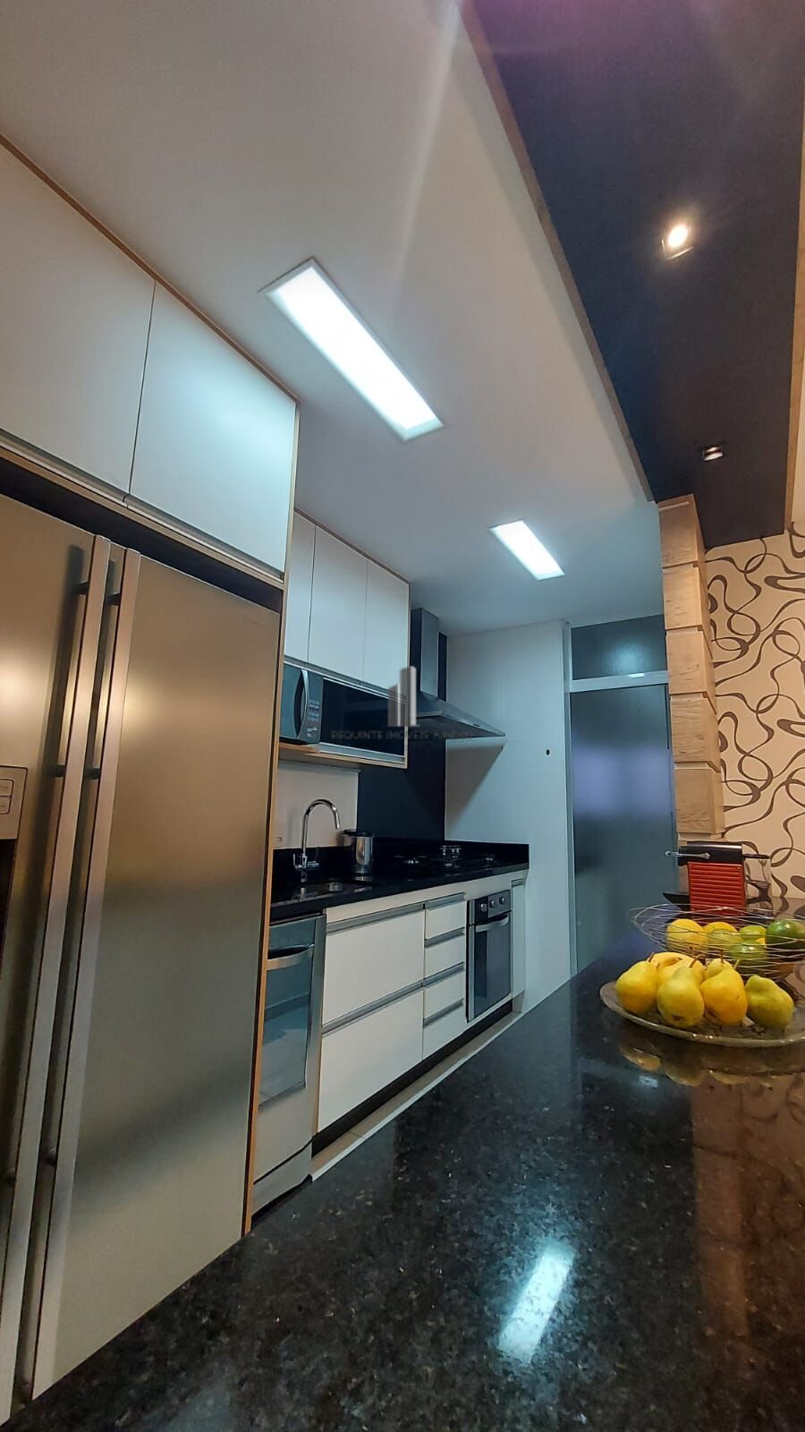 Apartamento à venda com 3 quartos, 83m² - Foto 13