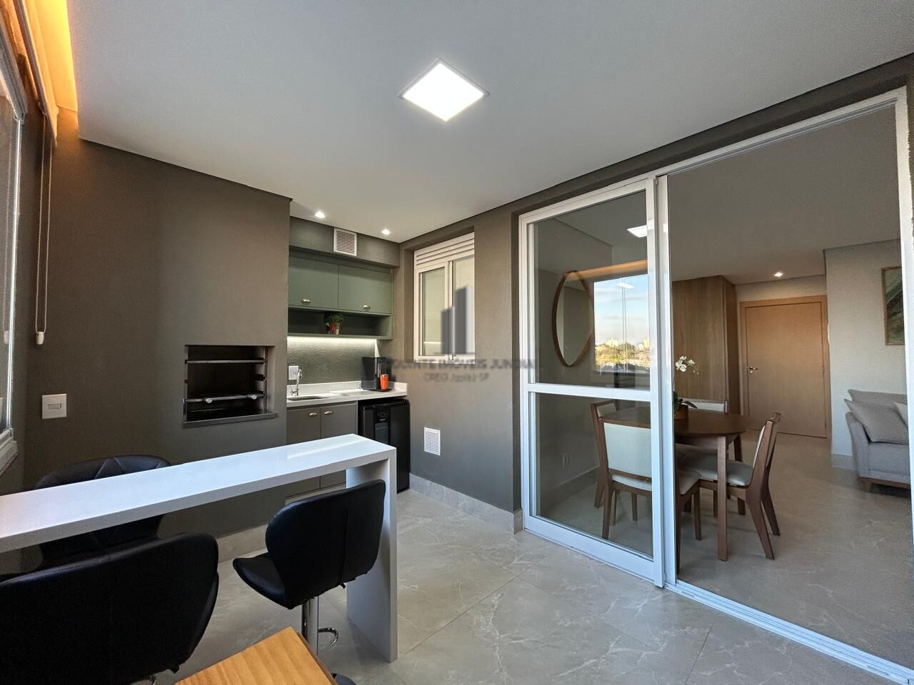 Apartamento à venda com 3 quartos, 98m² - Foto 19