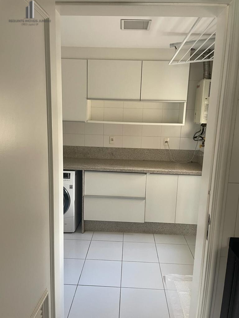 Apartamento à venda com 3 quartos, 157m² - Foto 7