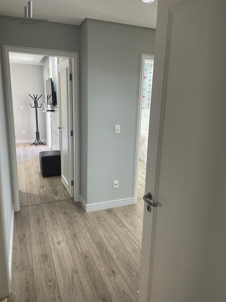 Apartamento à venda com 3 quartos, 157m² - Foto 9