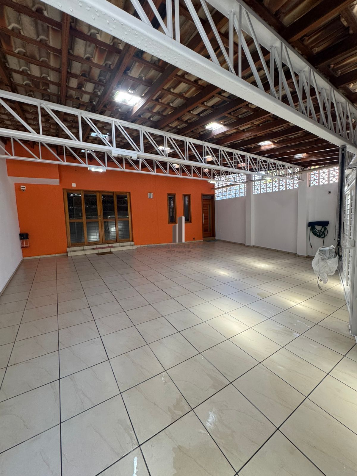 Sala-Conjunto, 350 m² - Foto 2