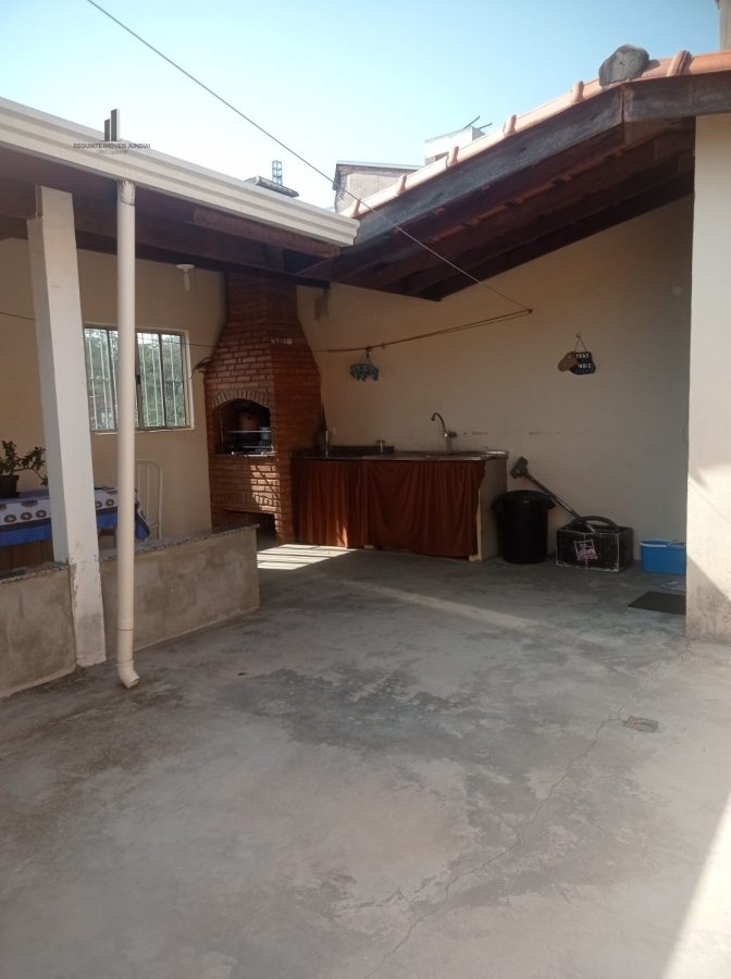 Casa à venda com 3 quartos, 120m² - Foto 2