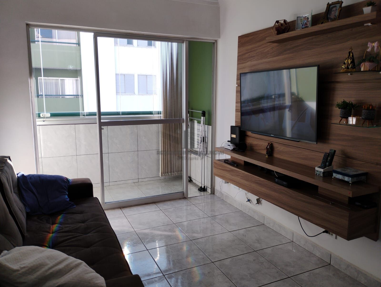 Apartamento à venda com 2 quartos, 69m² - Foto 3