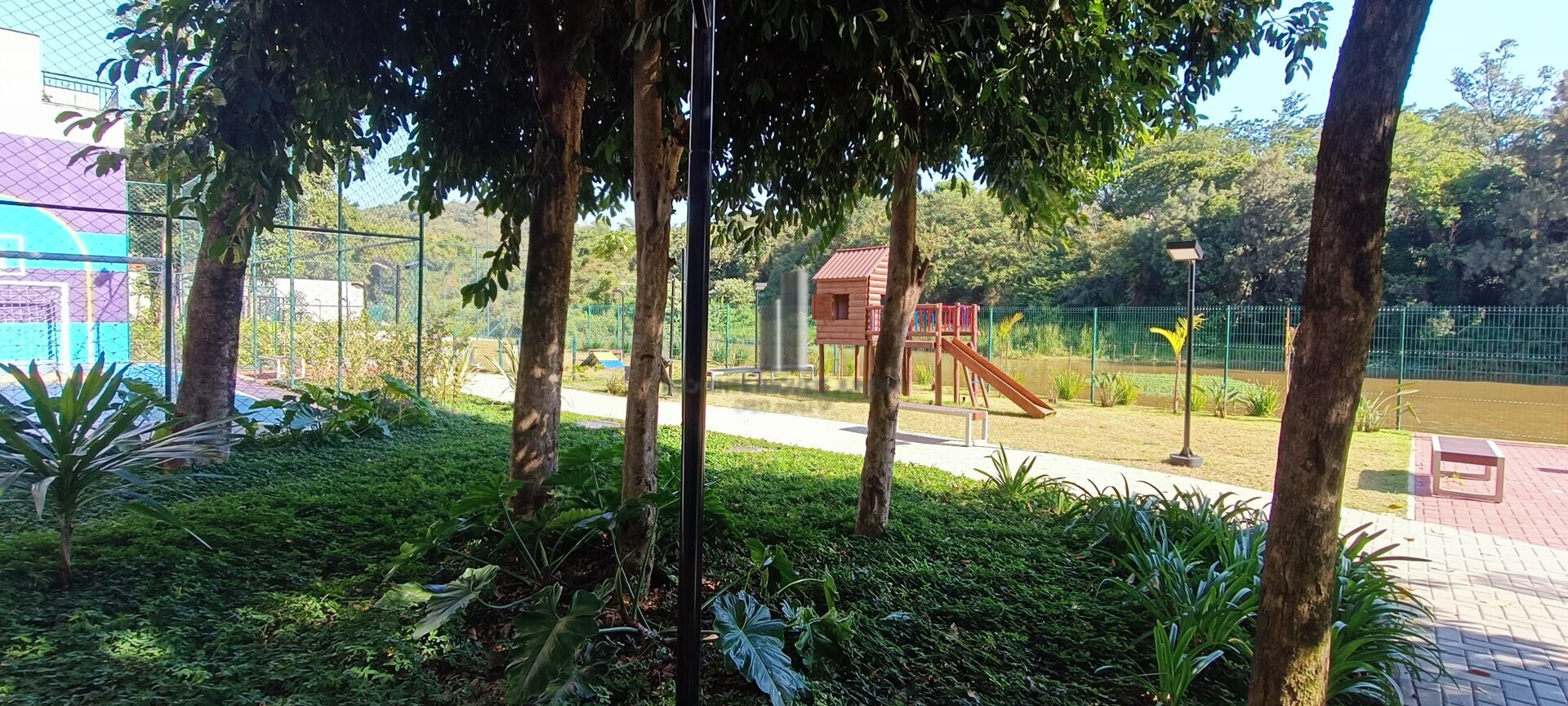 Apartamento à venda com 2 quartos, 68m² - Foto 28