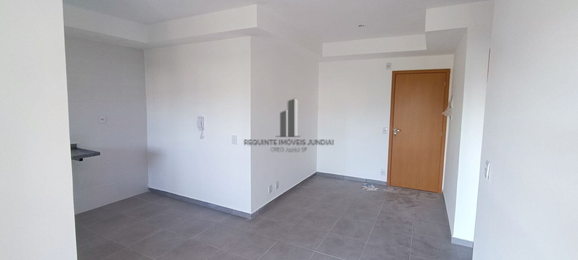 Apartamento à venda com 2 quartos, 68m² - Foto 4
