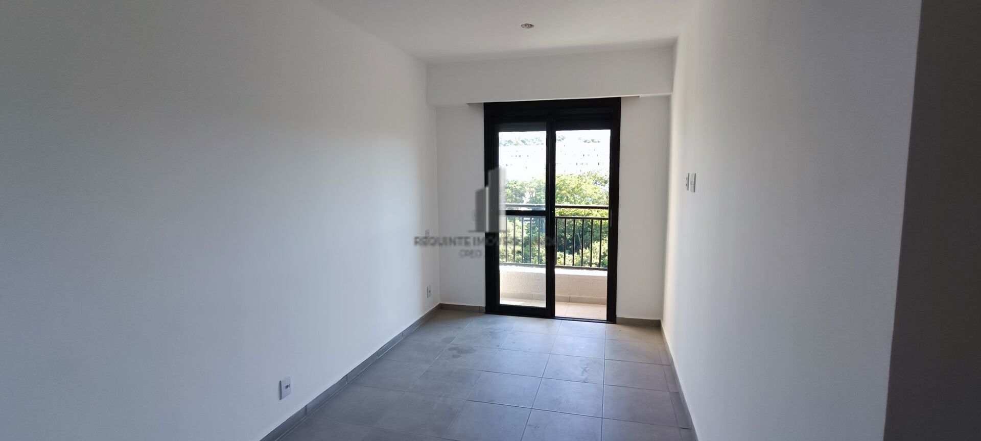 Apartamento à venda com 2 quartos, 68m² - Foto 19