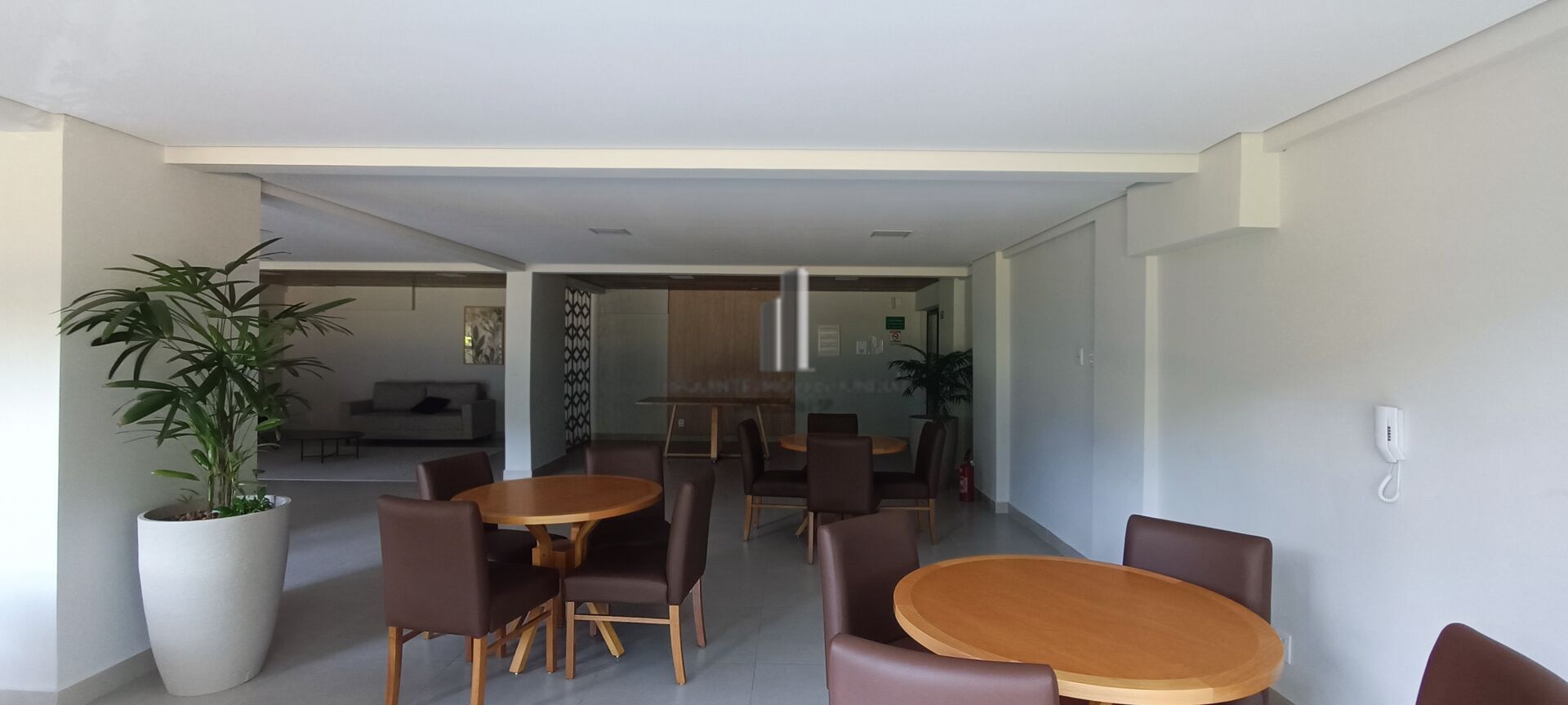 Apartamento à venda com 2 quartos, 68m² - Foto 29
