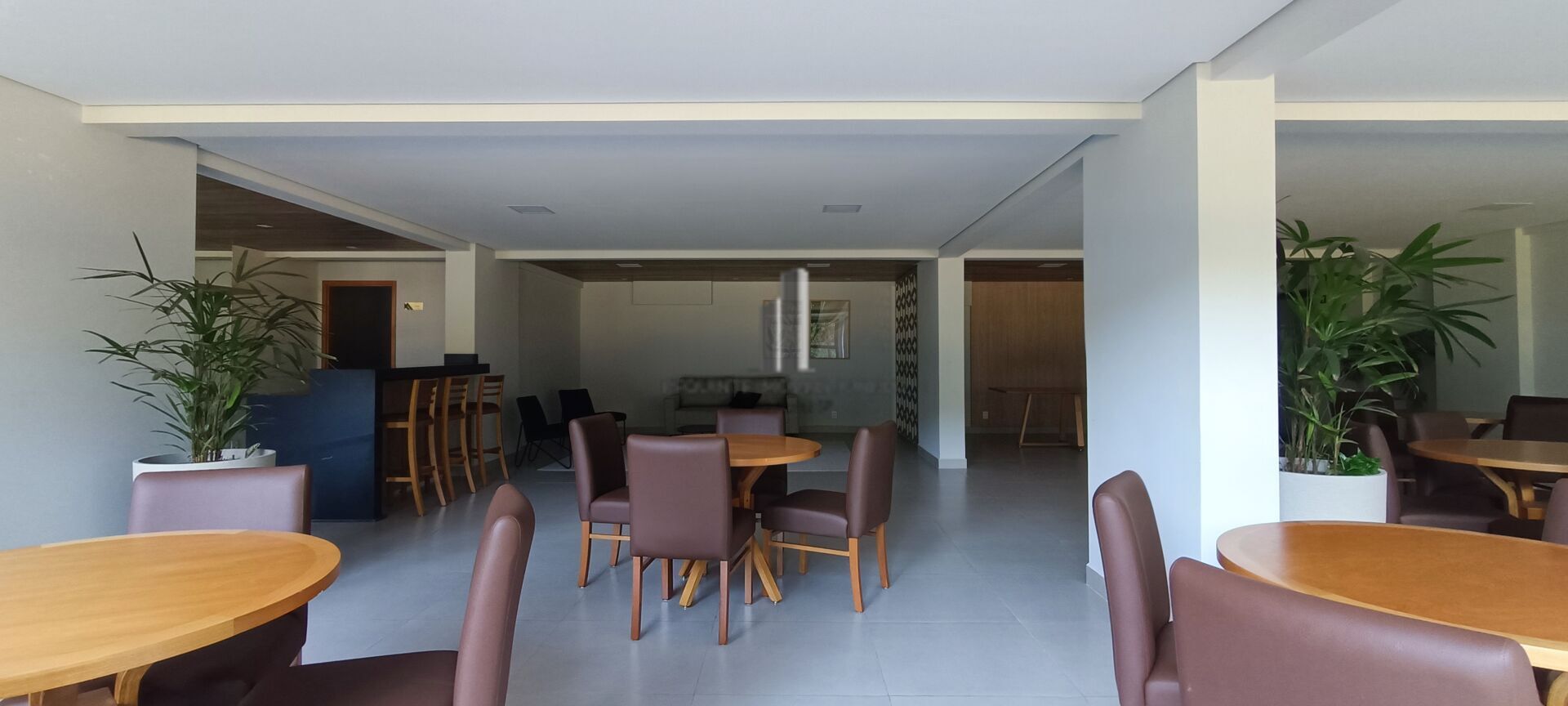 Apartamento à venda com 2 quartos, 68m² - Foto 30