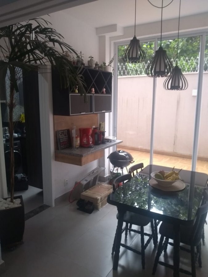 Apartamento à venda com 2 quartos, 133m² - Foto 4