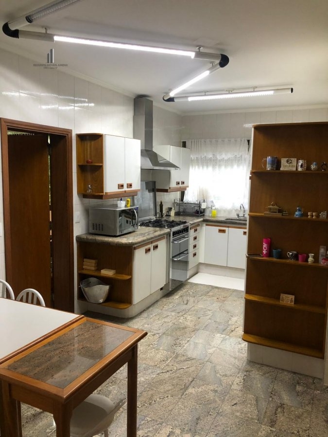 Apartamento à venda com 3 quartos, 168m² - Foto 6