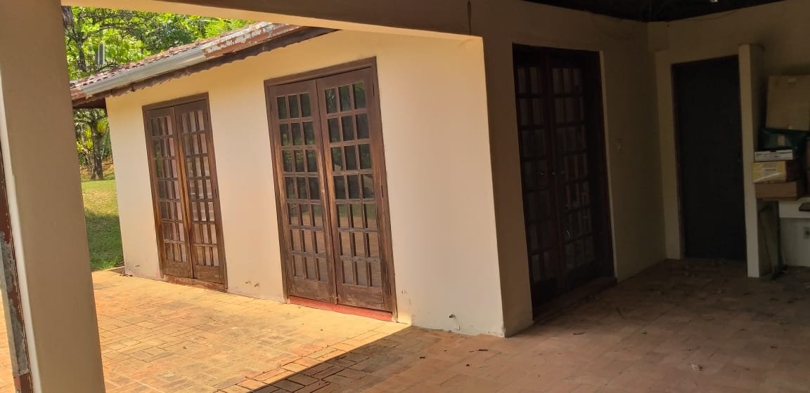 Fazenda à venda com 4 quartos, 650m² - Foto 27