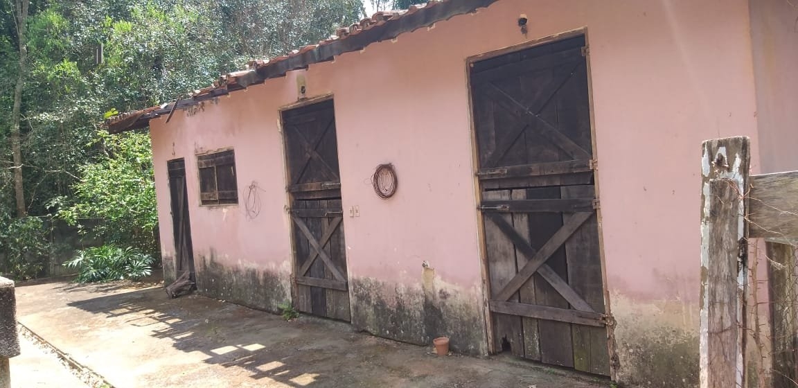 Fazenda à venda com 4 quartos, 650m² - Foto 28