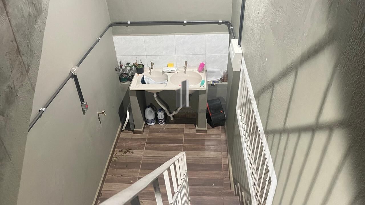 Casa à venda com 4 quartos, 250m² - Foto 29