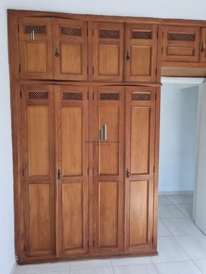 Casa à venda com 4 quartos, 250m² - Foto 6