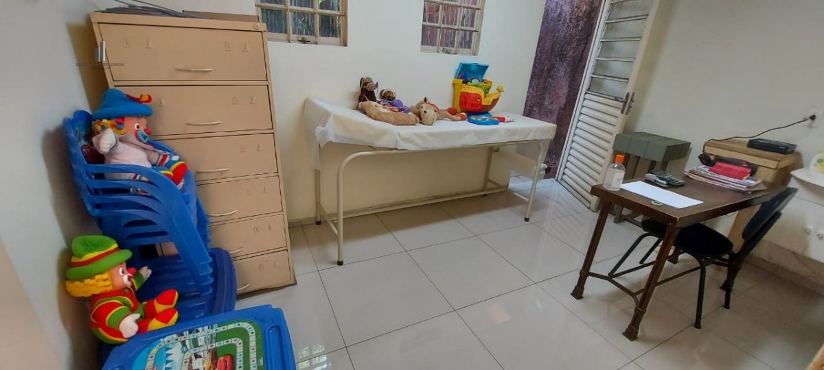 Casa para alugar com 3 quartos, 79m² - Foto 12