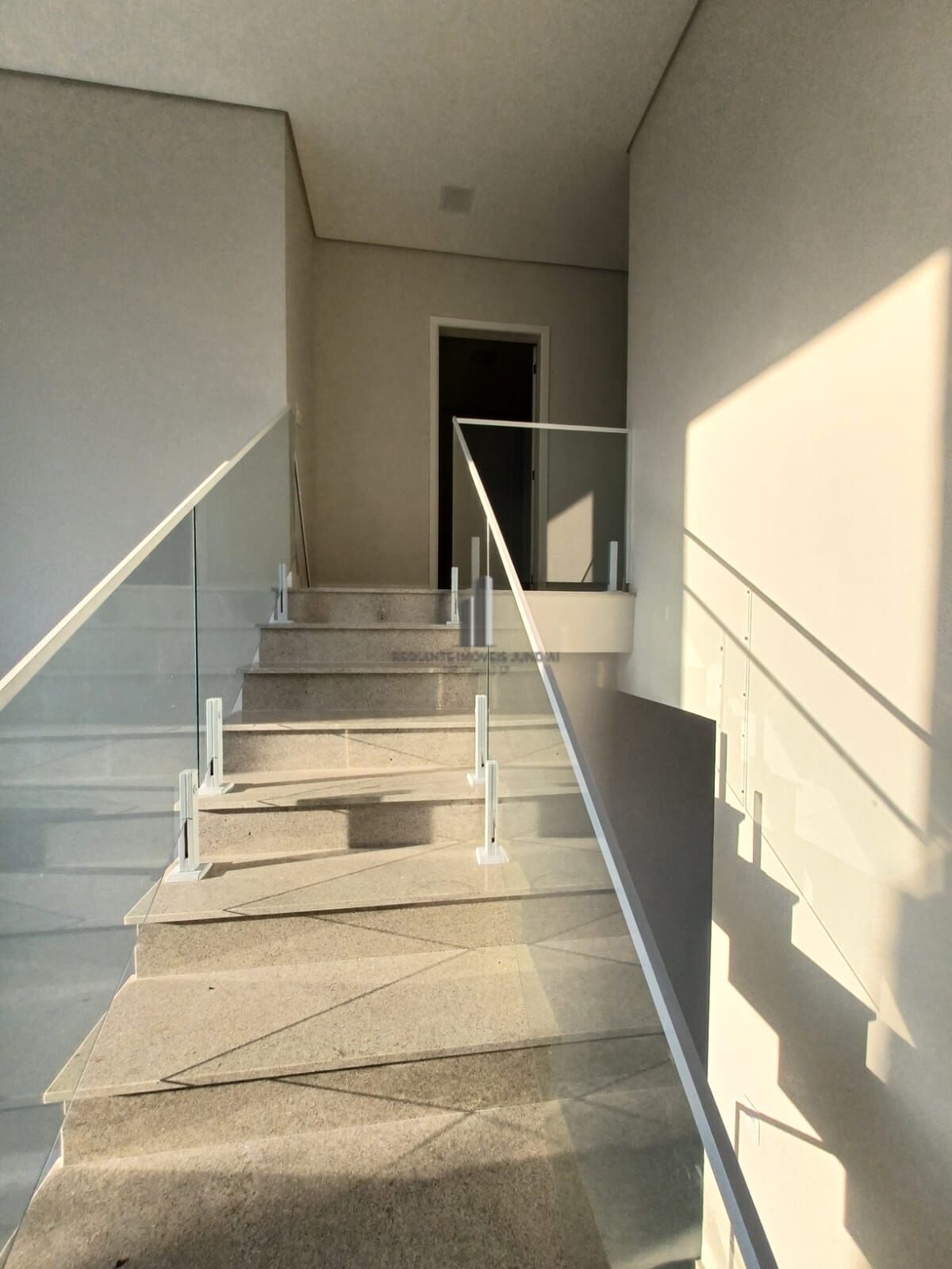 Casa de Condomínio para alugar com 3 quartos, 208m² - Foto 6