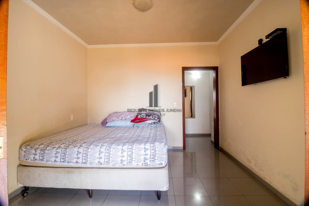 Casa à venda com 4 quartos, 340m² - Foto 25