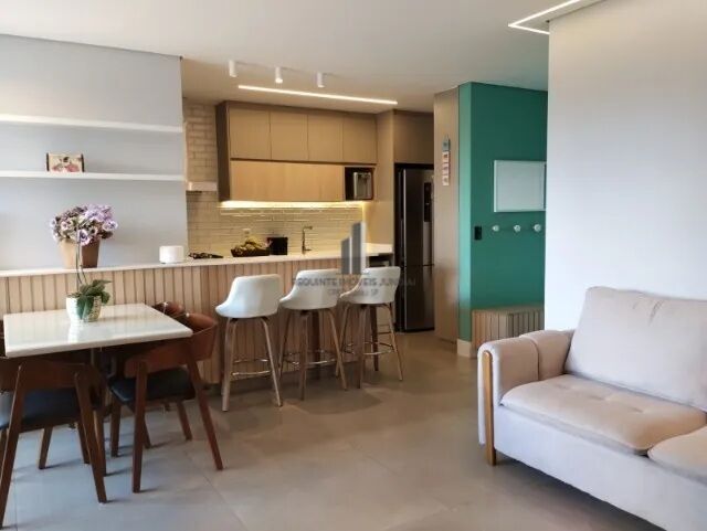 Apartamento à venda com 3 quartos, 84m² - Foto 2