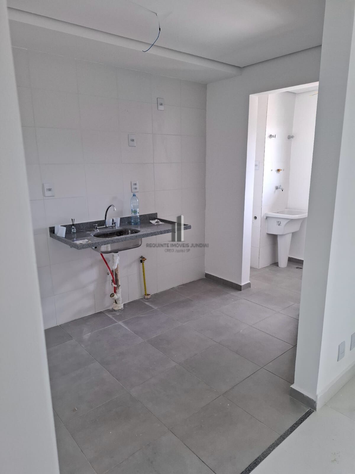 Apartamento à venda com 2 quartos, 68m² - Foto 11