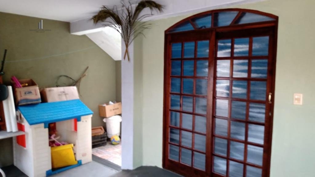 Sobrado à venda com 3 quartos, 206m² - Foto 3