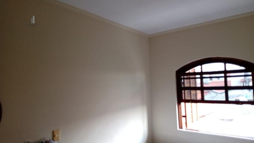 Sobrado à venda com 3 quartos, 206m² - Foto 11